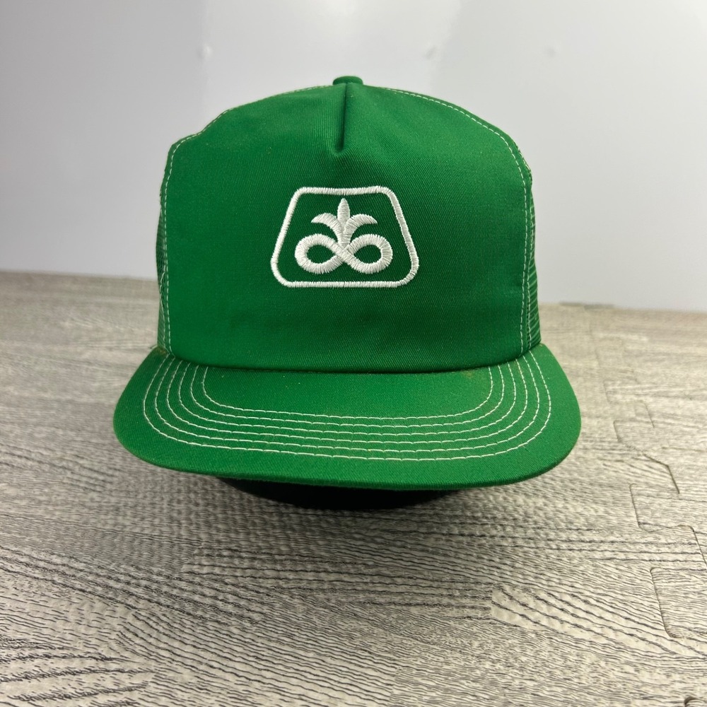 Vintage 80s Pioneer Seed Trucker Hat Cap Snap Back Adjustable Green Farming Mens